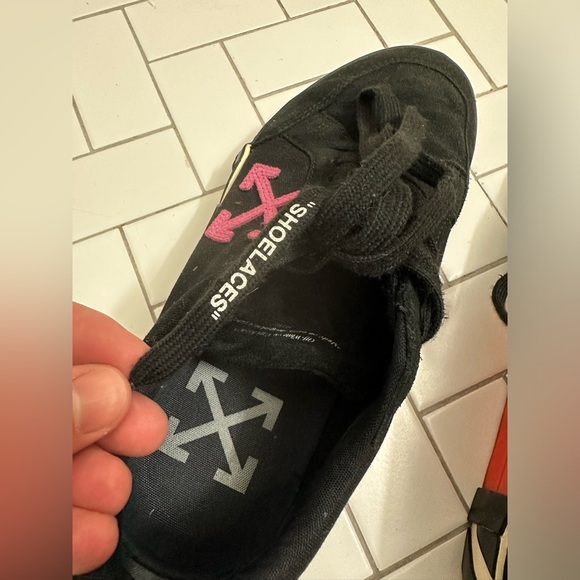 OFF-White Vulc Low Black Fuchsia Sneakers size 42 - Picture 9 of 12